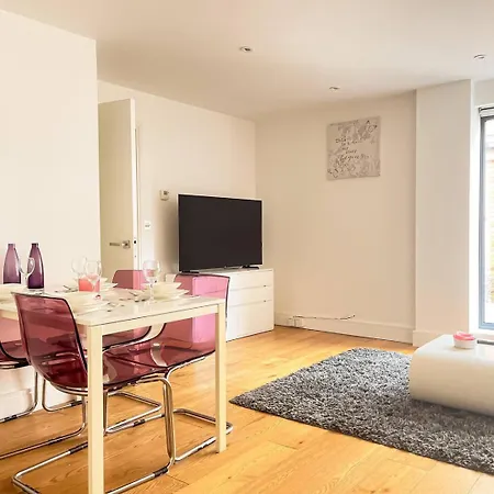 Omega Terrace, Luxury Modern Interior, Located Close To Alexandra Palace London Exterior photo