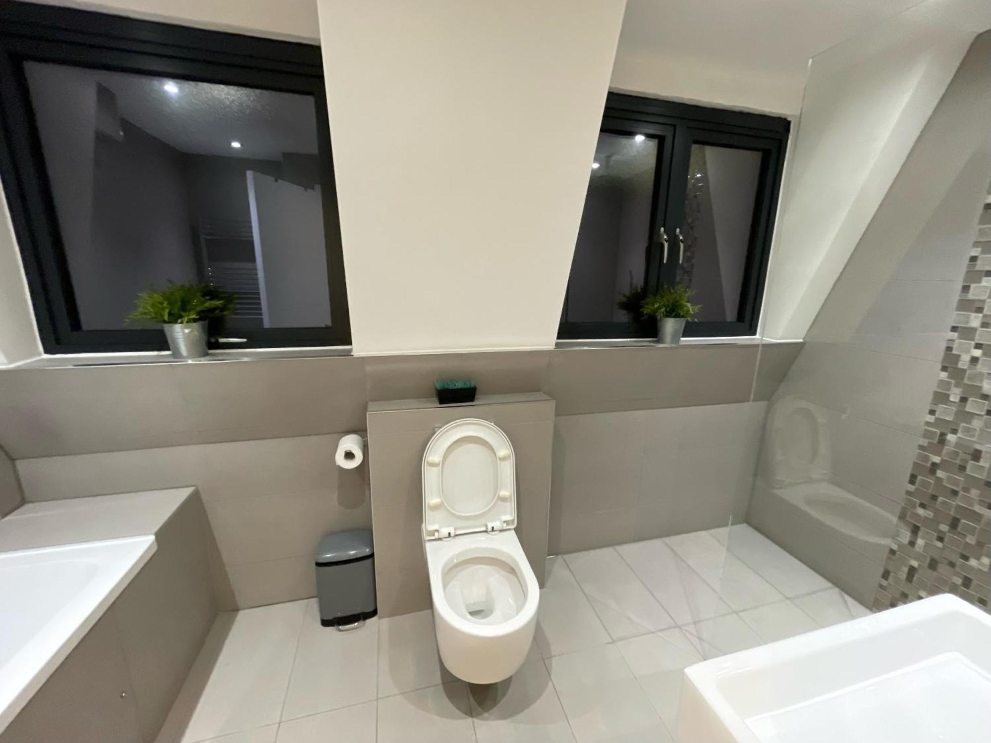 Omega Terrace, Luxury Modern Interior, Located Close To Alexandra Palace London